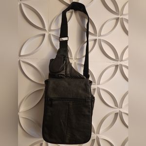 Buxton Soft Leather Over Shoulder Crossbody Sling Expandable Bag 9"x7”